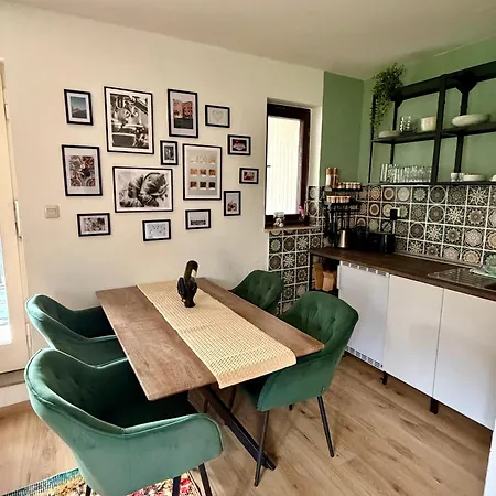 Geraeumiges No 3 In Apartment