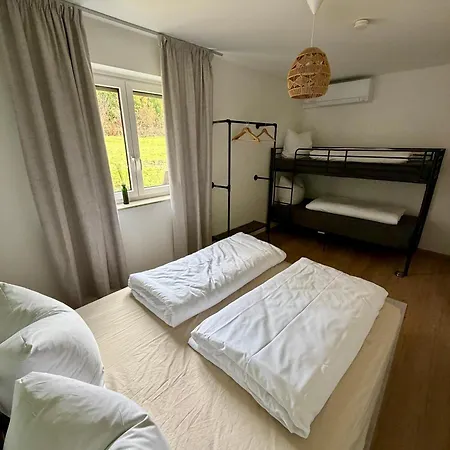 Geraeumiges No 3 In * Fulda