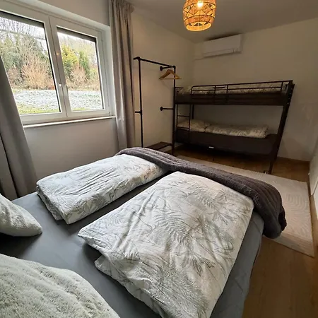 Geraeumiges No 3 In Φούλντα