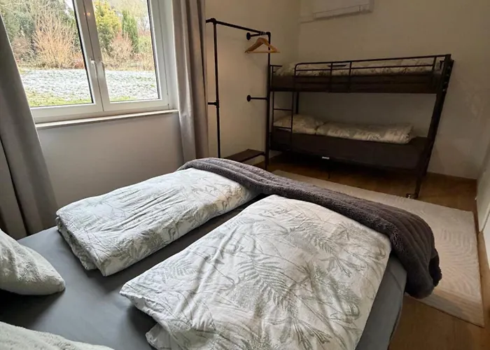 Geraeumiges No 3 In Φούλντα